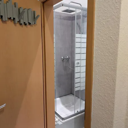 Helle Schlosschemnitz - New *