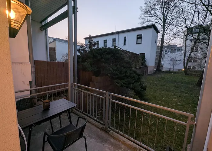 Helle Schlosschemnitz - New *