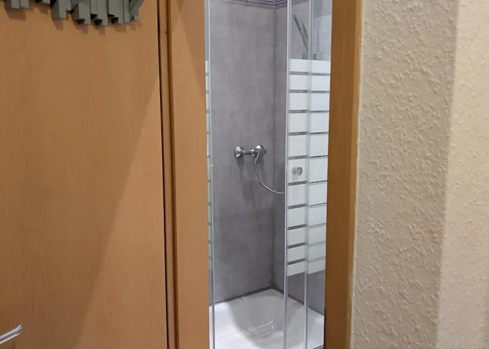 Helle Schlosschemnitz - New *